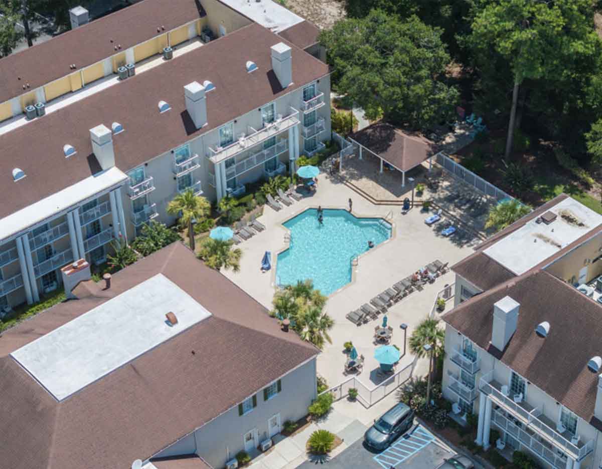 Palmera Inn and Suites Hilton Head South Carolina Dog-Friendly Hotel