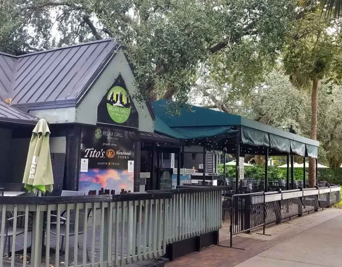 Relax Grill at Lake Eola Orlando Florida Dog-Friendly Restaurant