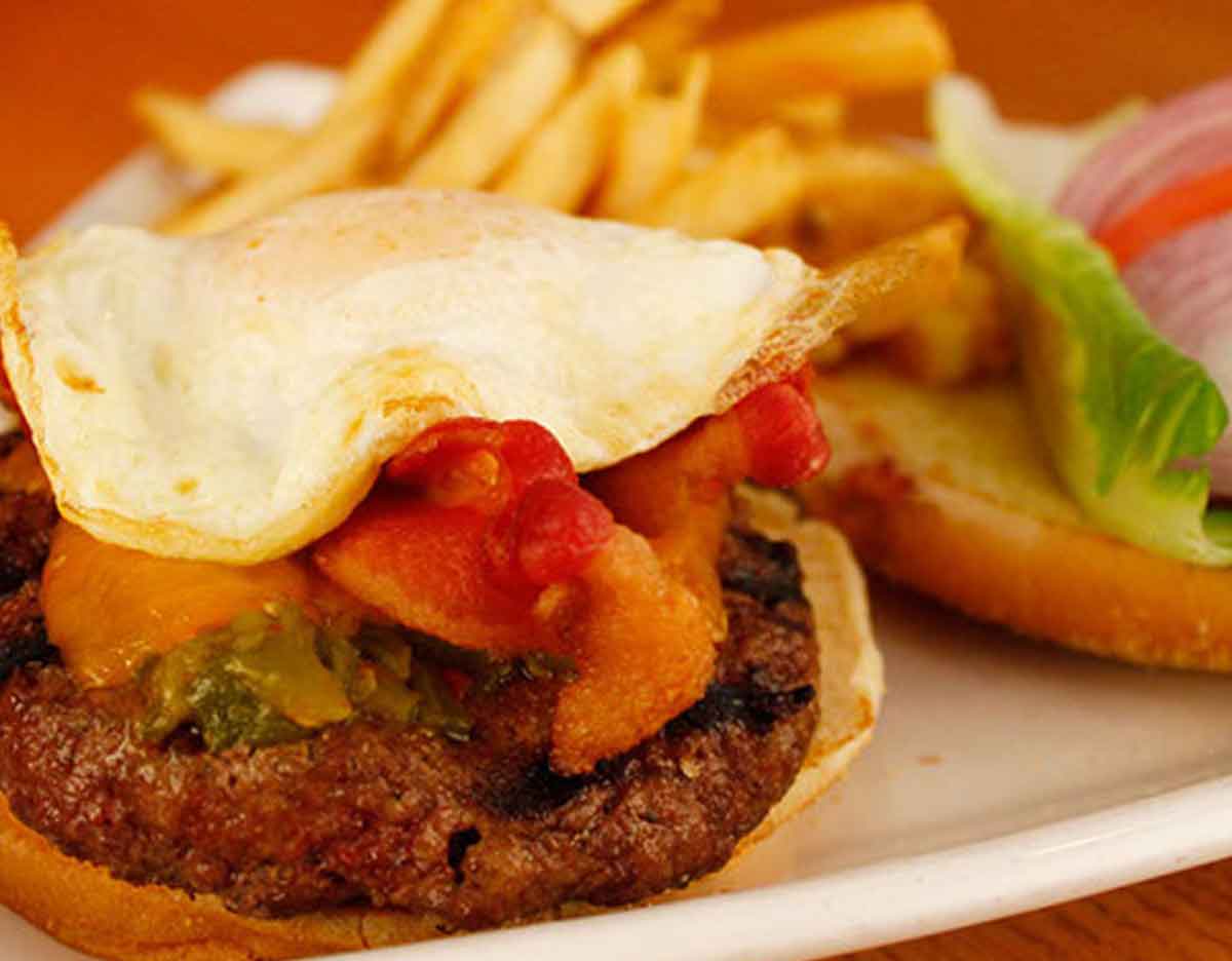 Thunderbird Bar & Grill Santa Fe, NM Dog-Friendly Restaurant and Patio